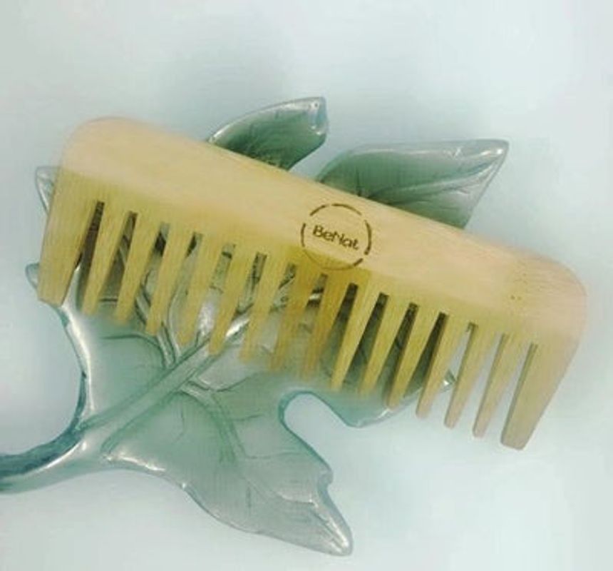 Passport Face - All-Natural Bamboo Hair Comb